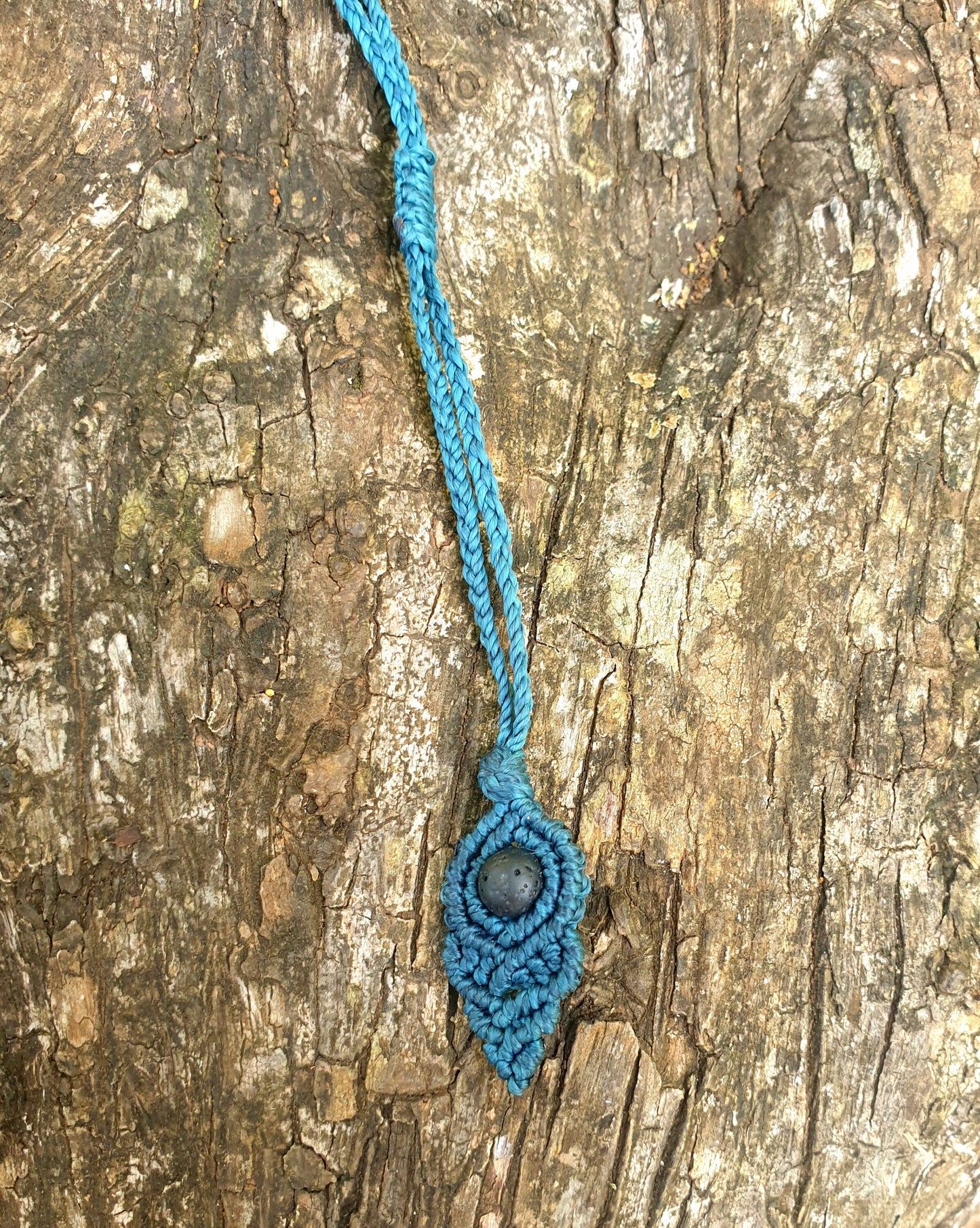 Natural Malachite Macrame Pendant Necklace