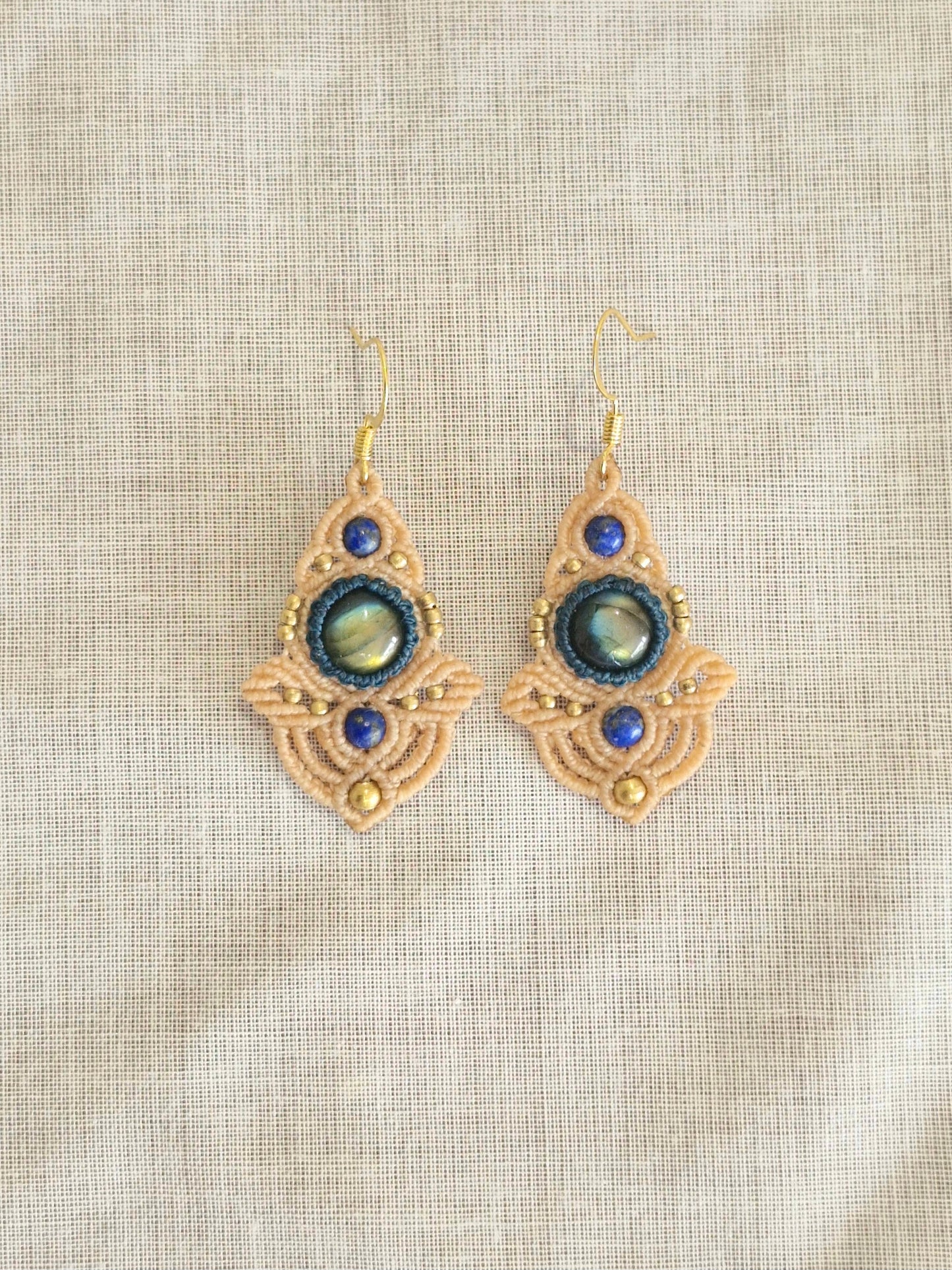 Angelic Labradorite Earrings (cream)