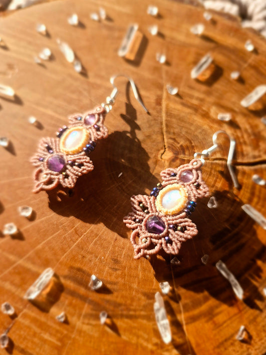 Amethyst and Moonstone macrame earrings (silver)